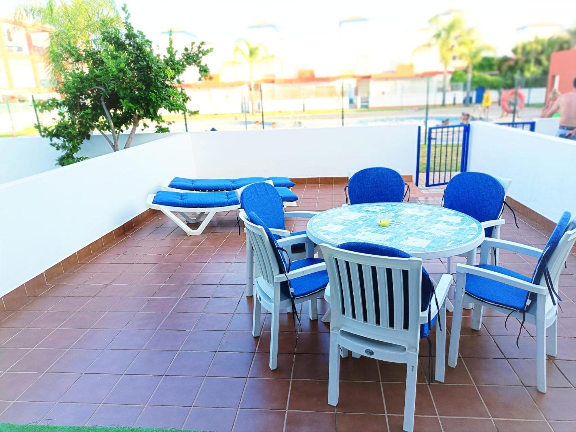 Вилла Casa Familiar A Pie De Piscina Вера Экстерьер фото